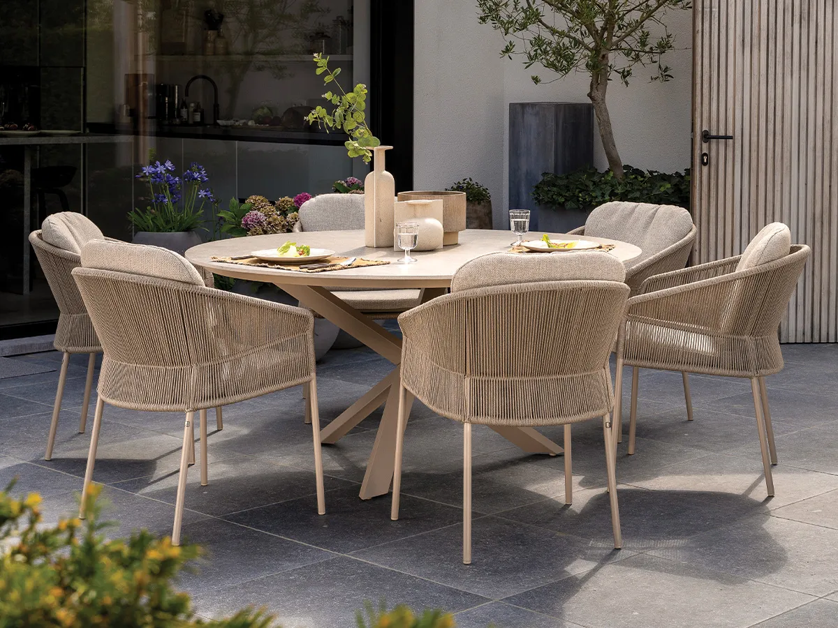 Taste by 4 Seasons | Florence Tuinset | Latte