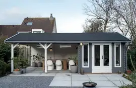 Lugarde | Blokhut met overkapping zadeldak B38