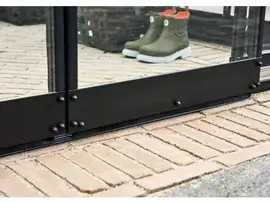 Royal Well | Fundering Qube LT 126 | Zwart Gecoat
