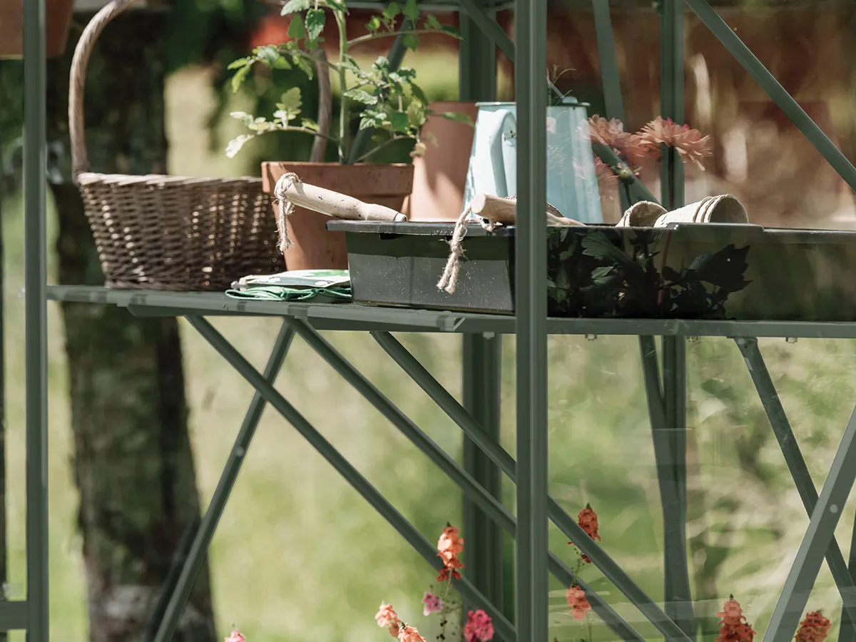 Royal Well | Tafel Kate III Tuinkas | Groengrijs