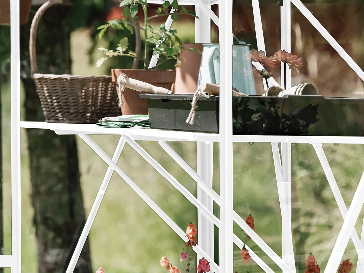 Royal Well | Tafel Kate V Tuinkas | Wit