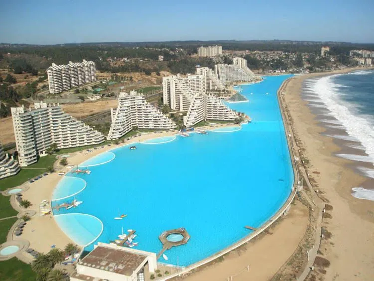 San Alfonso del Mar Seawater Pool